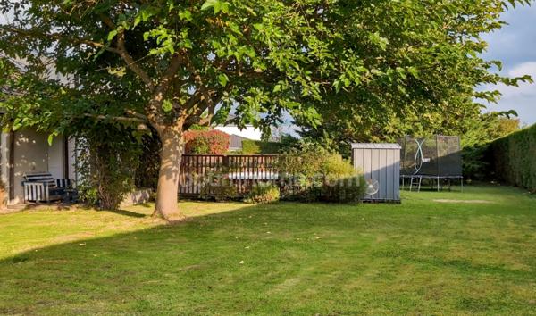 Charmante maison 3 chambres, jardin arboré, piscine hors-sol