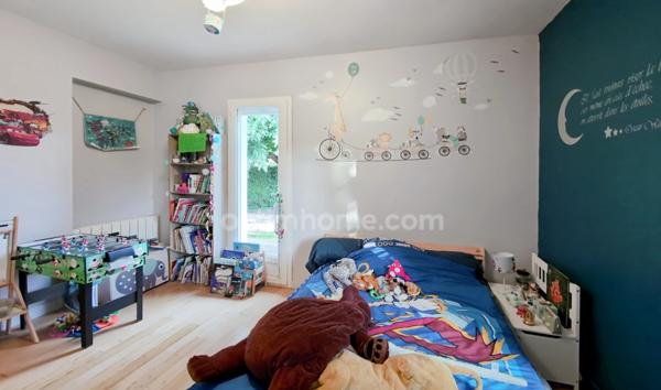 Charmante maison 3 chambres, jardin arboré, piscine hors-sol