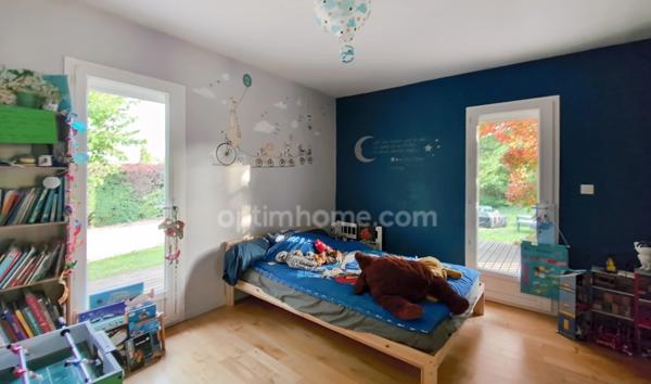 Charmante maison 3 chambres, jardin arboré, piscine hors-sol