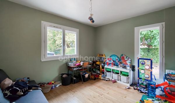 Charmante maison 3 chambres, jardin arboré, piscine hors-sol