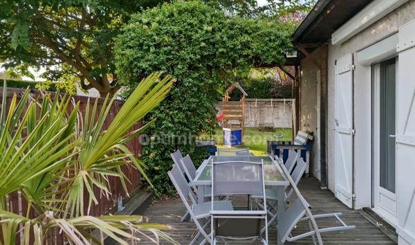 Charmante maison 3 chambres, jardin arboré, piscine hors-sol