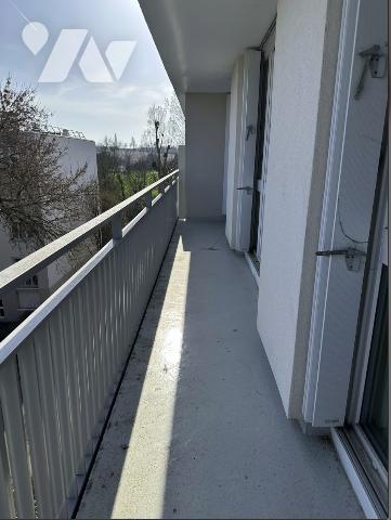 Au 4ème et dernier étage d’une résidence récemment rénovée (ravalement et travaux d’éco-rénovation)