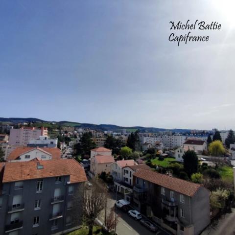 T4 lumineux avec vue imprenable, balcons, garage – idéal résidence principale ou investissement