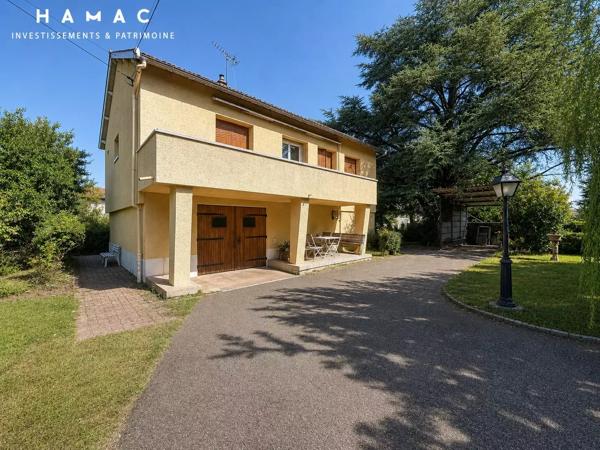 SAINTE-FOY-LÈS-LYON — Maison à rénover sur terrain de 1 112 m² — Fort potentiel !