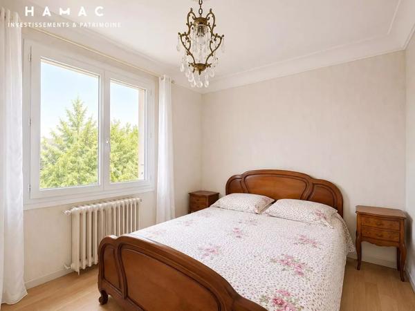 SAINTE-FOY-LÈS-LYON — Maison à rénover sur terrain de 1 112 m² — Fort potentiel !