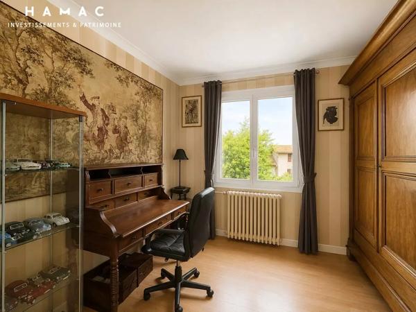 SAINTE-FOY-LÈS-LYON — Maison à rénover sur terrain de 1 112 m² — Fort potentiel !