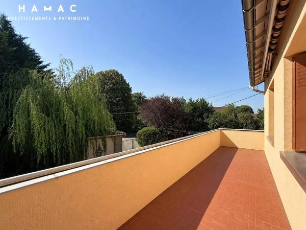 SAINTE-FOY-LÈS-LYON — Maison à rénover sur terrain de 1 112 m² — Fort potentiel !