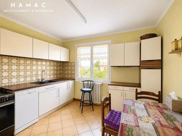 SAINTE-FOY-LÈS-LYON — Maison à rénover sur terrain de 1 112 m² — Fort potentiel !