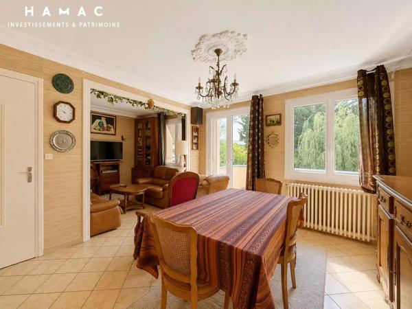 SAINTE-FOY-LÈS-LYON — Maison à rénover sur terrain de 1 112 m² — Fort potentiel !