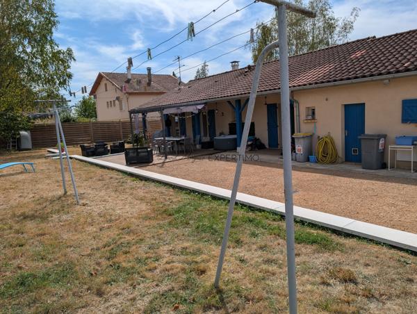 villa de plain-pied très bien entretenue (104 m²) – Pièce de vie avec cuisine ouverte de 60 m²