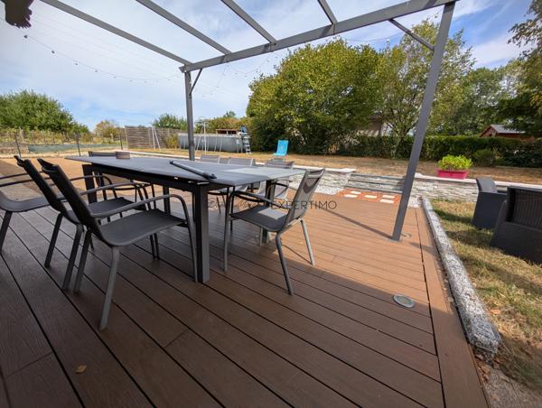 villa de plain-pied très bien entretenue (104 m²) – Pièce de vie avec cuisine ouverte de 60 m²
