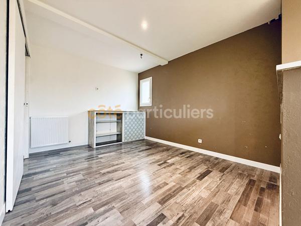 Vente
                Maison174 m² - 9 Pièces -
                    SAINT CLAIR SUR L ELLE (50680)