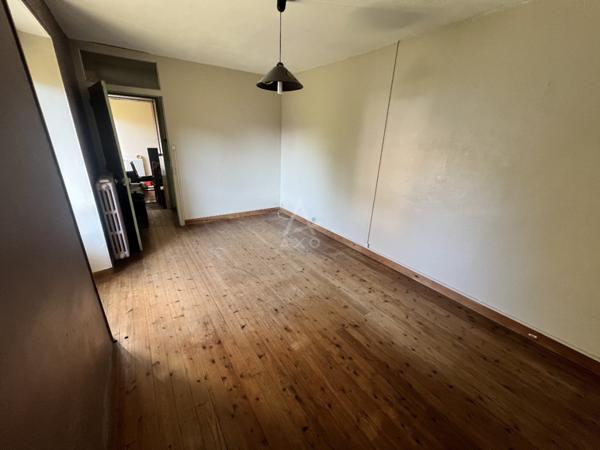 Maison en pierre 130 m² à rénover  Centre bourg de Cugand