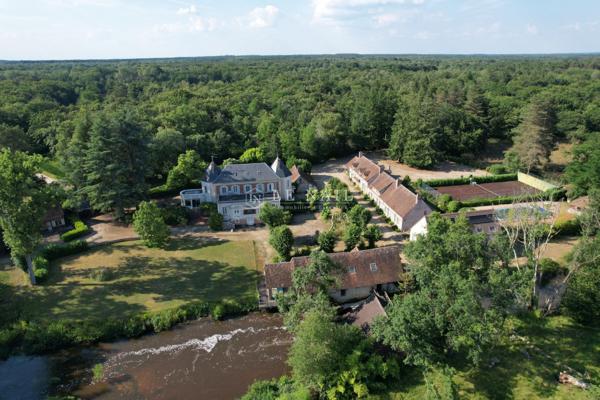 A vendre, Splendide domaine au coeur de la Sologne des étangs, 6 ha, à 2h00 de Paris