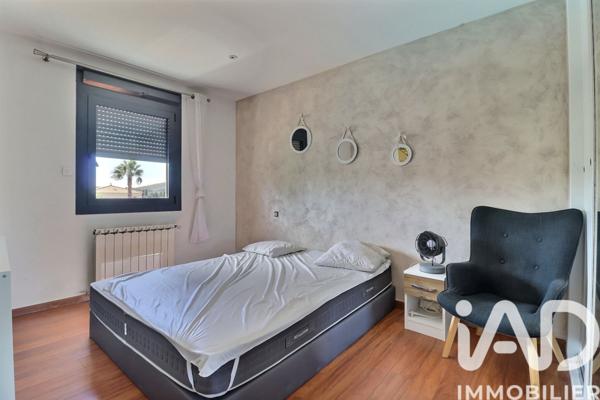 Maison à vendre 8 pièces 188 m² Saint-Cyr-sur-Mer