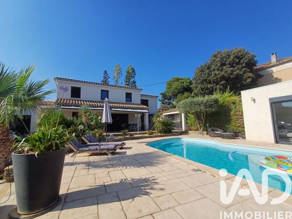 Maison à vendre 8 pièces 188 m² Saint-Cyr-sur-Mer