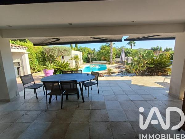 Maison à vendre 8 pièces 188 m² Saint-Cyr-sur-Mer