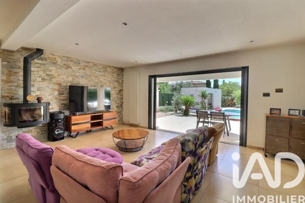 Maison à vendre 8 pièces 188 m² Saint-Cyr-sur-Mer