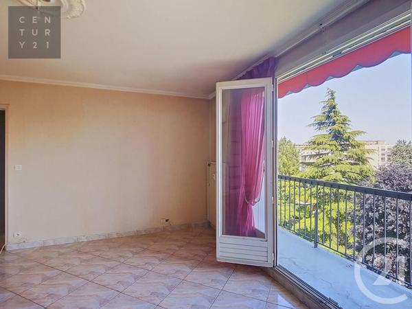 Appartement à vendre  5 pièces - 97 m 2   ST ANDRE LES VERGERS  - 10