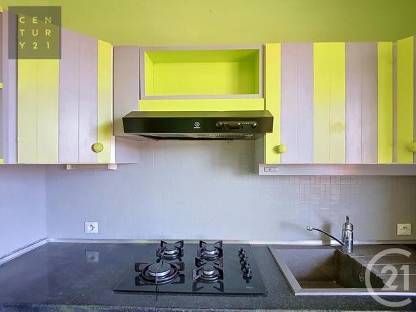 Appartement à vendre  5 pièces - 97 m 2   ST ANDRE LES VERGERS  - 10