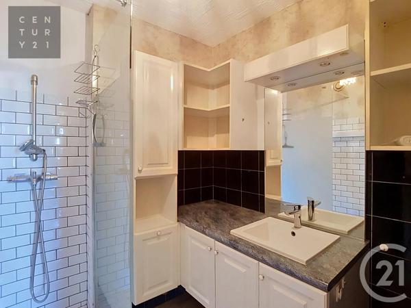 Appartement à vendre  5 pièces - 97 m 2   ST ANDRE LES VERGERS  - 10