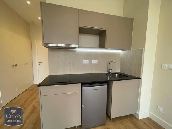 Appartement à louer 1 pièce 28.06m²