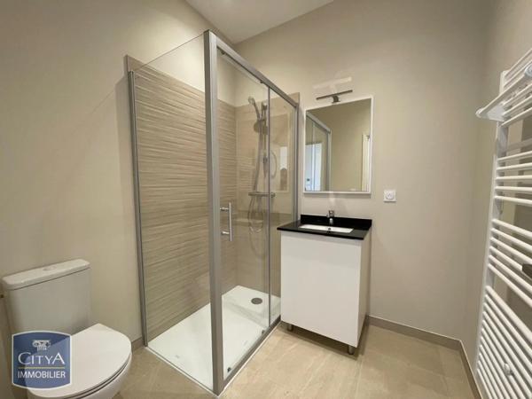 Appartement à louer 1 pièce 28.06m²