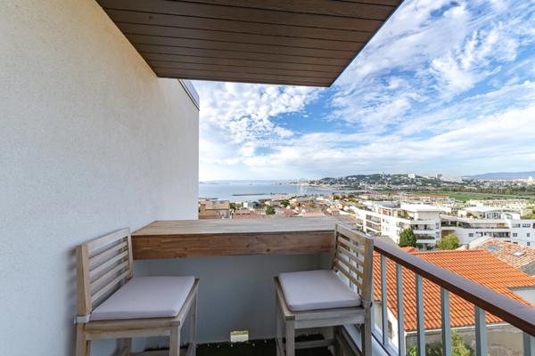 Appartement à vendre 4 pièces MARSEILLE 8EME ARRONDISSEMENT (13) vue mer, terrasse, cave, stationnement libres