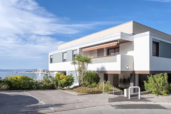 Appartement à vendre 4 pièces MARSEILLE 8EME ARRONDISSEMENT (13) vue mer, terrasse, cave, stationnement libres