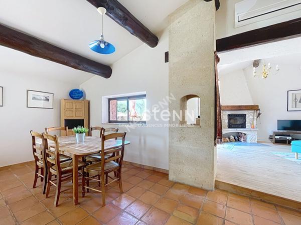 Maison Lauris 4 pièce(s) 100 m2 - Terrasse - Cave