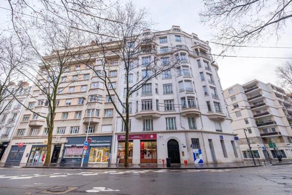 Vente Appartement 3 pièces 62 m2 à Lyon 7