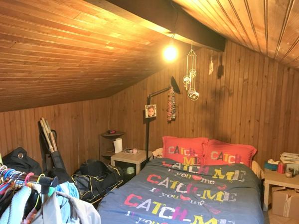 Petite Maison à rénover avec jardin bord de rivière