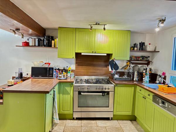 Maison avec garage jardin et piscine