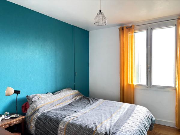 Maison avec garage jardin et piscine