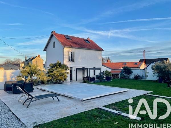 Maison à vendre 6 pièces 157 m² Ouzilly