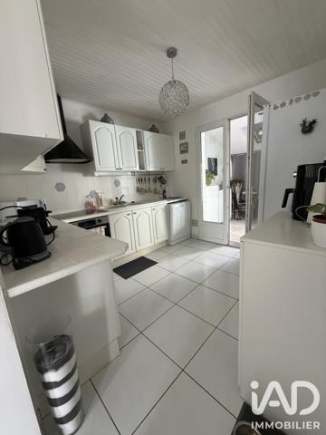 Maison à vendre 5 pièces 92 m² Aÿ-Champagne