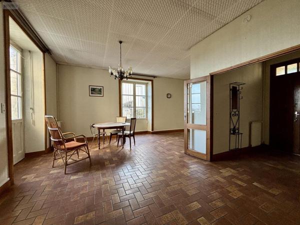 Maison à vendre à Poitiers dans la Vienne (86000), ref : VM480-86001