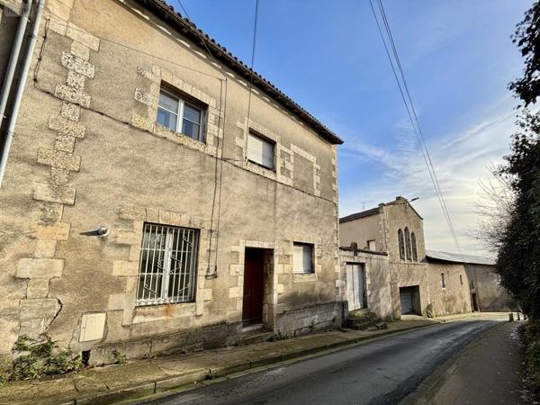 Maison à vendre à Poitiers dans la Vienne (86000), ref : VM480-86001