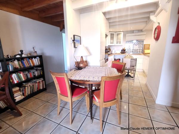 Appartement de 70m² au calme dans une résidence bien entretenue avec parc, Dinard Prieuré-Vicomté.