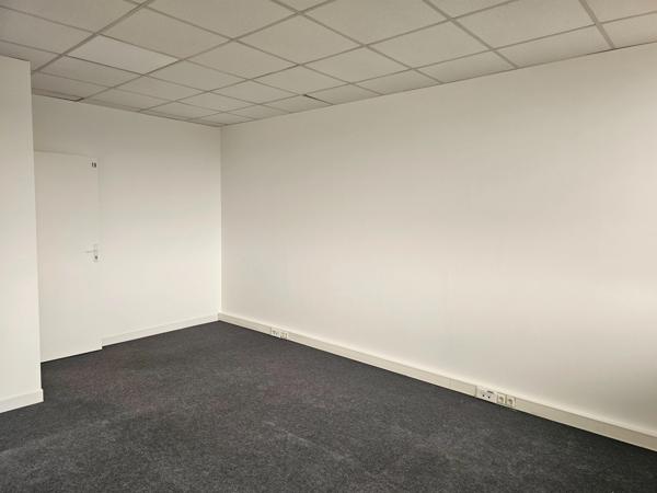 Bureau de 20 m2 à louer à Cergy Préfecture