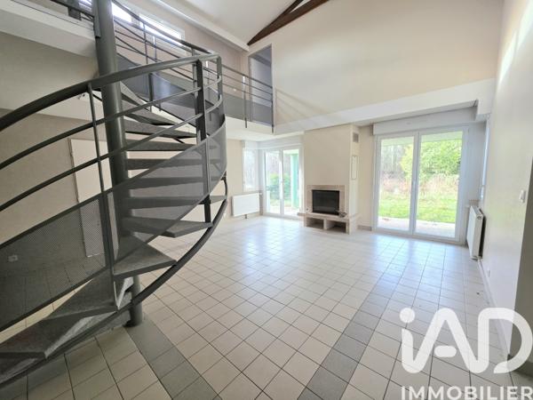 Maison à vendre 7 pièces 128 m² Buchères