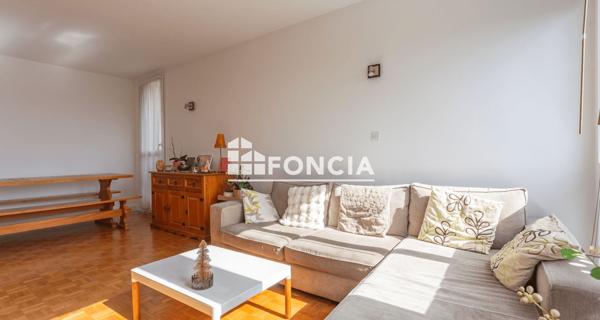 À vendre Appartement 4 pièces 78.92 m² - Crosne 91560