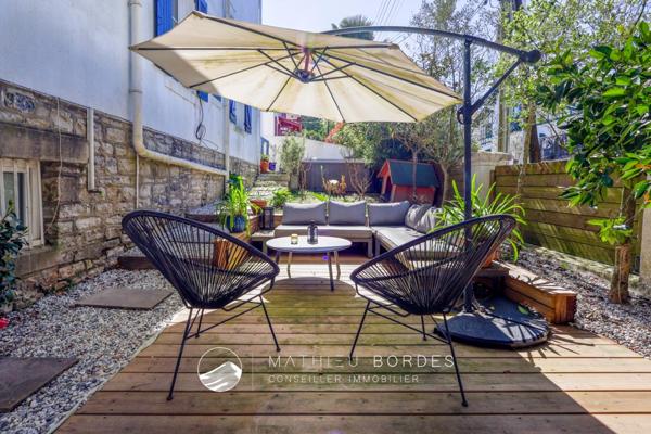Un loft au coeur des arènes avec jardin et garage en sus