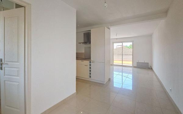 Appartement à vendre    1 pièce • 33 m2 Saint-Raphaël