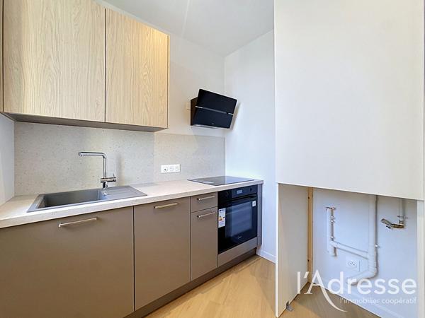 T2 DERNIER ETAGE - RESIDENCE 1903 - ST THERESE/VACQUINERE