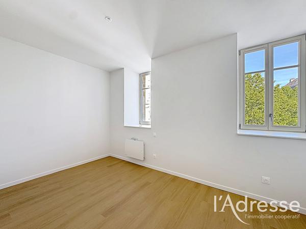 T2 DERNIER ETAGE - RESIDENCE 1903 - ST THERESE/VACQUINERE