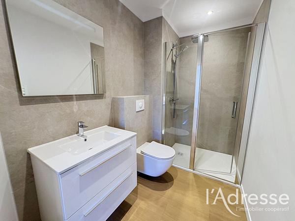 T2 DERNIER ETAGE - RESIDENCE 1903 - ST THERESE/VACQUINERE