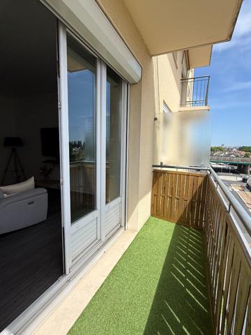 APPARTEMENT 2 CHAMBRES 2 BALCONS + GARAGE + CAVE