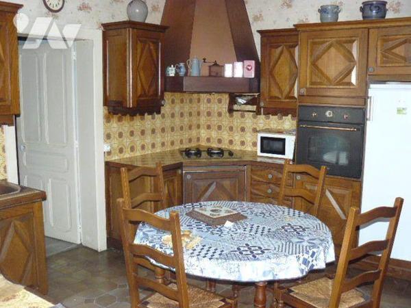 Maison à Vendre à Rambervillers (88700) en Vosges (88)

Ensemble immobilier composée de deux ...