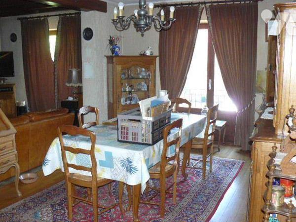 Maison à Vendre à Rambervillers (88700) en Vosges (88)

Ensemble immobilier composée de deux ...